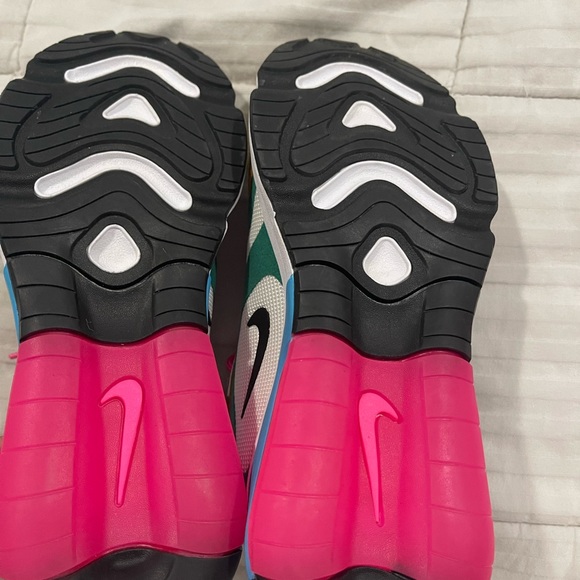 Nike Air 200 - Picture 4 of 5